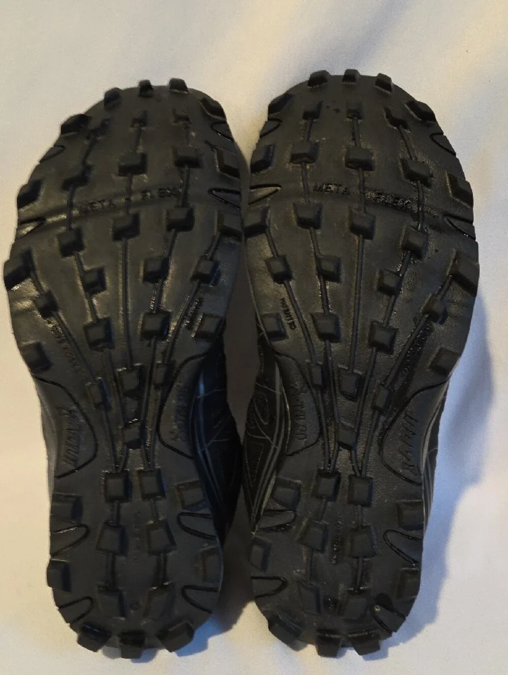 Inov-8 X-Talon 200 Trail Running Shoes